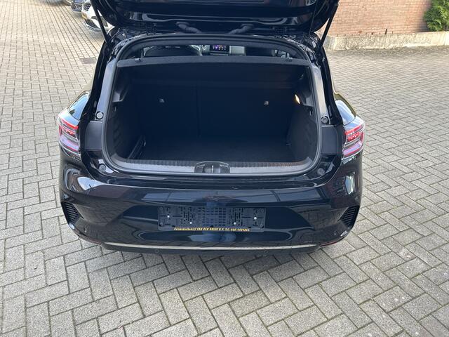 Renault CLIO 1.6 E-Tech Full Hybrid 145 techno