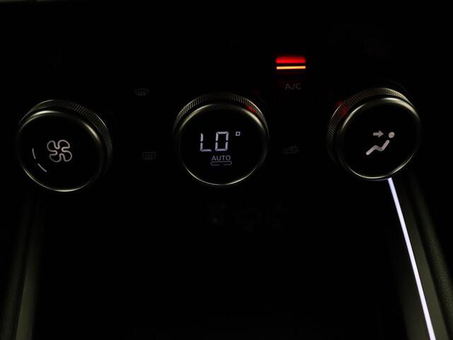 Renault CLIO 100pk TCe Intens Cruise | Climate | Carplay | Parkeersens. achter