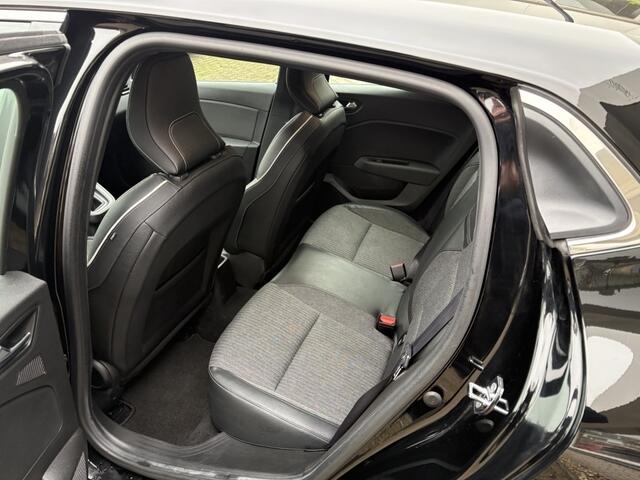 Renault CLIO 1.0 TCe Intens 90 pk Navigatie