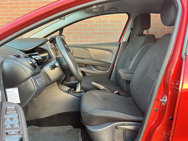 Renault CLIO Estate 0.9 TCe Limited Airco Velgen Carplay