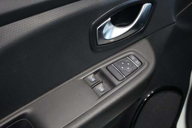 Renault CLIO 0.9 TCe Limited 90pk | Climate Control | Parkeersensoren