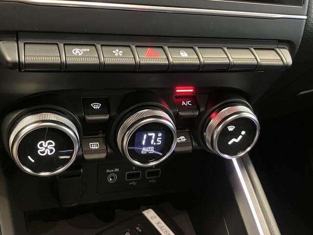 Renault CLIO TCe 90 Intens * PDC / CAMERA *