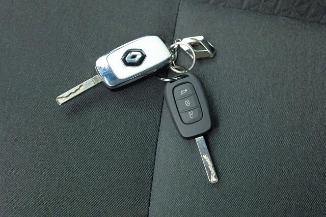 Renault CLIO 1.0 TCe Zen |