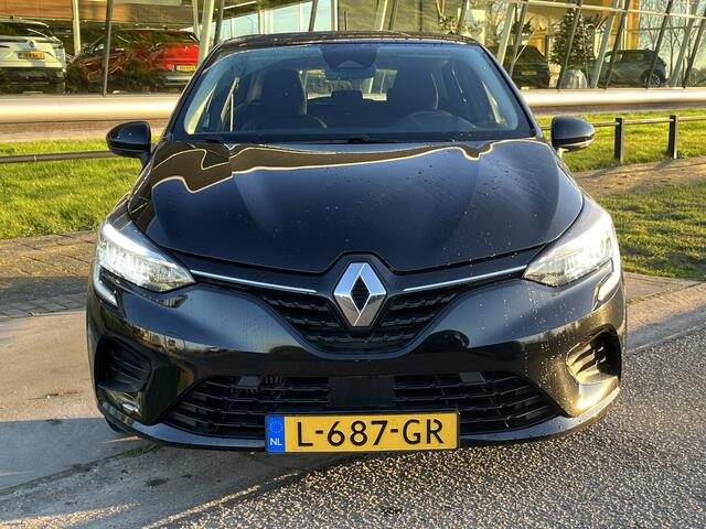 Renault CLIO 1.0 TCe / Apple Carplay - Android Auto / Airco / Navi / Parkeerksensoren. Achter/