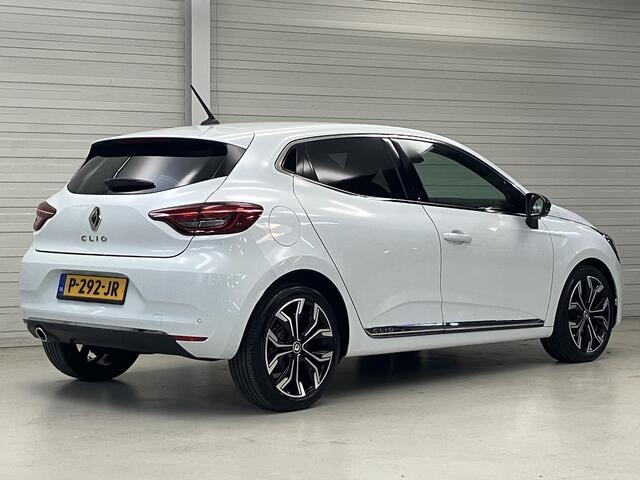 Renault CLIO 1.0 TCe Intens / Eerste Eigenaar / Dealer Onderhouden / Navigatie / Camera / 17 Inch Velgen / Climate Control / Cruise Control / Keyless / LED Verlichting /