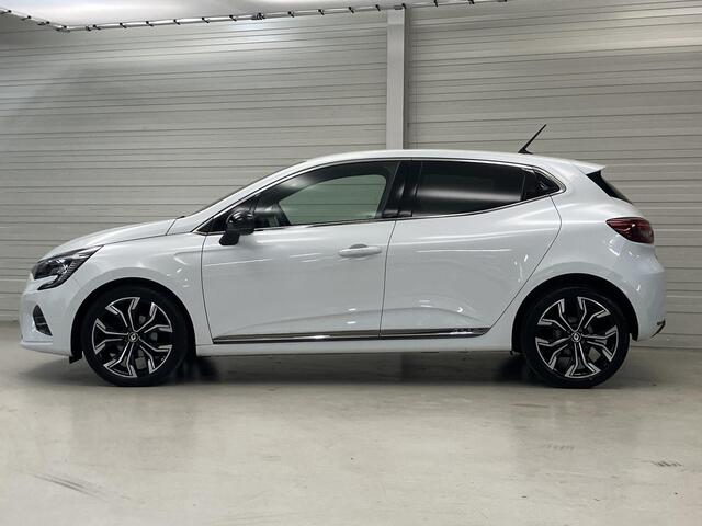 Renault CLIO 1.0 TCe Intens / Eerste Eigenaar / Dealer Onderhouden / Navigatie / Camera / 17 Inch Velgen / Climate Control / Cruise Control / Keyless / LED Verlichting /