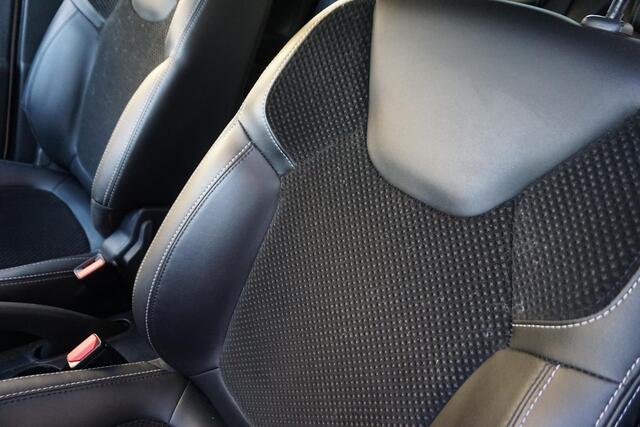 Renault CLIO Estate 0.9 TCe Intens/Camera/Parkeerassistent/Metalliclak /Dealeronderhouden.