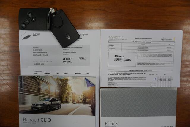 Renault CLIO Estate 0.9 TCe Intens/Camera/Parkeerassistent/Metalliclak /Dealeronderhouden.