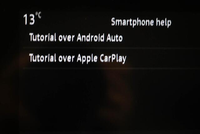 Renault CLIO 1.6 E-Tech Hybrid 140 Intens | LED | DAB | APPLE | PDC | 16"