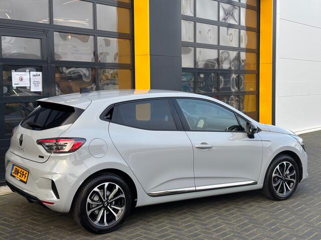 Renault CLIO 1.6 E-Tech Full Hybrid 145 Techno Pack Winter Grote Navi