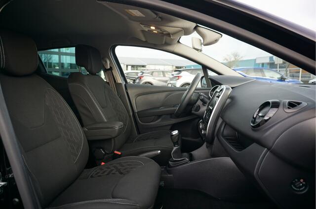 Renault CLIO 0.9 TCe 90 Limited, Climate control