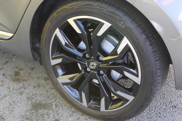 Renault CLIO 1.6 E-Tech Full Hybrid 145 techno | PACK NAVIGATION | PACK LOOK | CAMERA | PARKEERSENSOREN | CLIMATE CONTROL | CRUISE CONTROL | APPLE CARPLAY