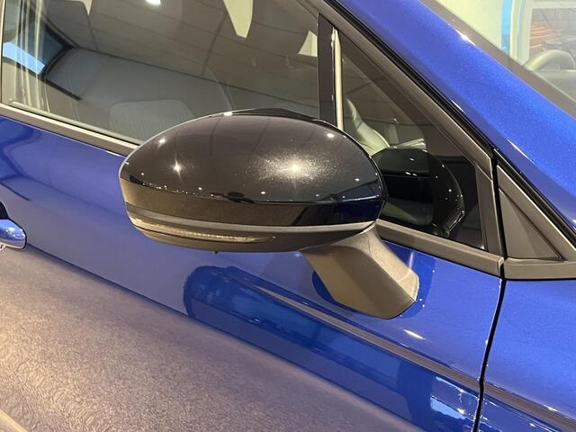 Renault CLIO 1.6 E-Tech Full Hybrid 145 techno LICHTMETAAL / PARKEERSENSOREN + CAMERA / CRUISE CONTROL / CLIMATE CONTROL / NAVI / 1E EIGENAAR!