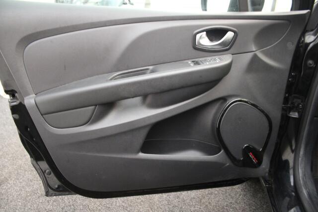 Renault CLIO Estate 0.9 TCe Limited nette station met airco