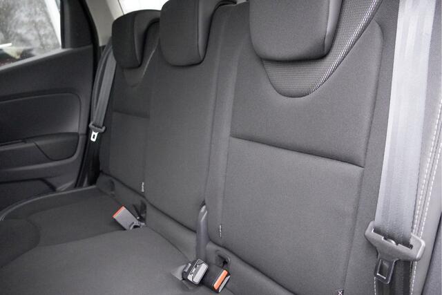 Renault CLIO Estate 0.9 TCe Zen BJ2017 Led | Pdc | Navi | Trekhaak | Airco | Cruise control | Extra getint glas