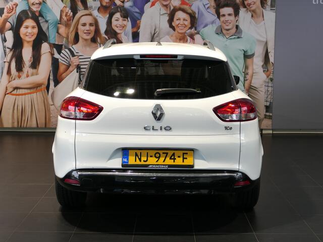 Renault CLIO Estate 0.9 TCe Limited - Dealer onderhouden! - Navi - Sensor achter - Spraakbediening - Cruise