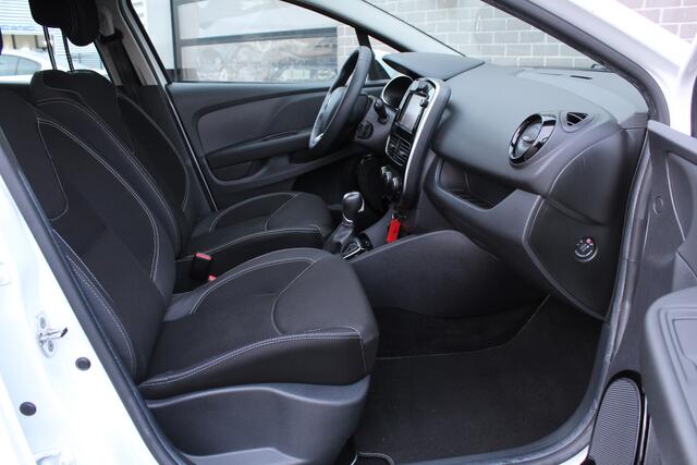 Renault CLIO Estate 1.2 TCe Zen / Navigatie / Automaat / N.A.P.