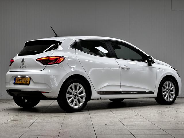 Renault CLIO 1.0 TCe Intens/ Virtual Dash./ 16'' LMV/ LED Koplampen/ Keyless/ Apple + Android/ Half-Leder/ DAB+/ Lane-Assist./ Navi/ Clima/ Cruise/ Elek. pakket/ Isofix/ Bluetooth/ Multi. LEDER. Stuur/ PDC.