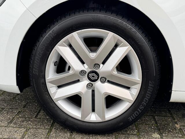 Renault CLIO TCe 90 Evolution | EX-DEMO | NL-Auto | BTW-Auto | Apple Carplay & Android Auto |