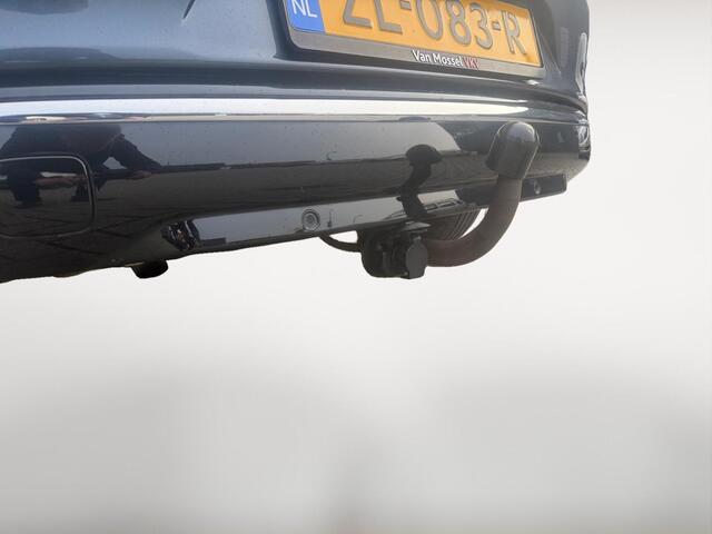 Renault CLIO Estate 0.9 TCe Limited | Navigatie | Trekhaak | Parkeersensoren | Airco | DAB | Bluetooth | Keyless | Dak Rails |