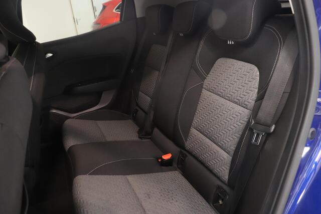 Renault CLIO 1.0 TCe 90 Evolution | Parkeersensor | Lichtmetaal | All season | Navigatie | AppleCarplay AndroidAuto |