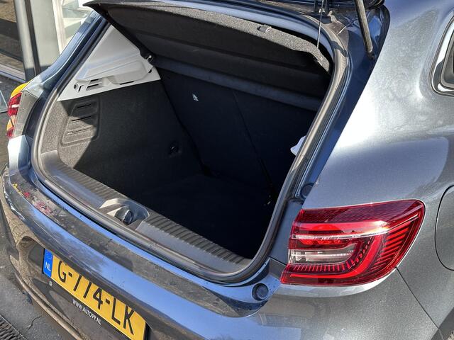 Renault CLIO 1.3 TCe Intens CLIMA / CRUISE / LANE ASSIST / CARPLAY / AUTOMAAT