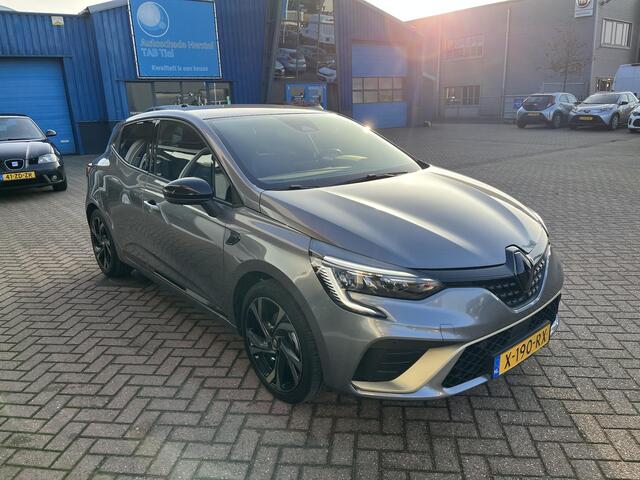 Renault CLIO 1.6 E-Tech Hybrid 145 E-Tech Engineered Schitterende Clio 1.6 Hybrid incl: ApplCarPlay/AndroidAuto. Climate control, Cruise control, Led verlichting, LM velgen