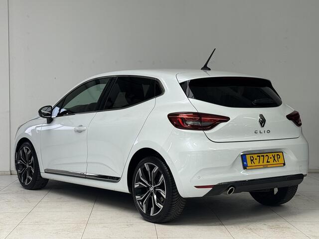 Renault CLIO 1.0 TCe 90 Techno | Navigatie | PDC V + A | Camera | Lichtmetalen Velgen 17'' | All-Season Banden |