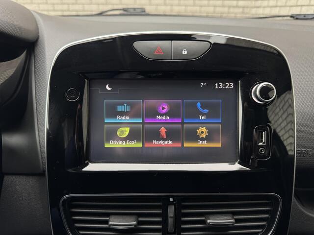 Renault CLIO Estate 0.9 TCe Limited | Volledig Dealer Onderhouden | Navigatie | Parkeersensoren | Cruise Control |