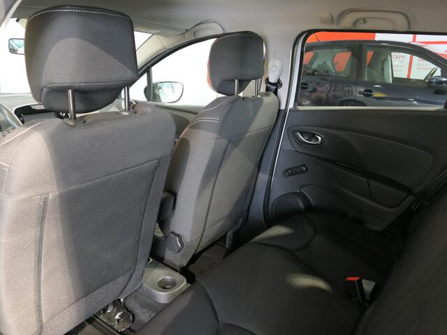 Renault CLIO Estate 0.9 TCe Limited - Dealer onderhouden! - Navi - Sensor achter - Spraakbediening - Cruise