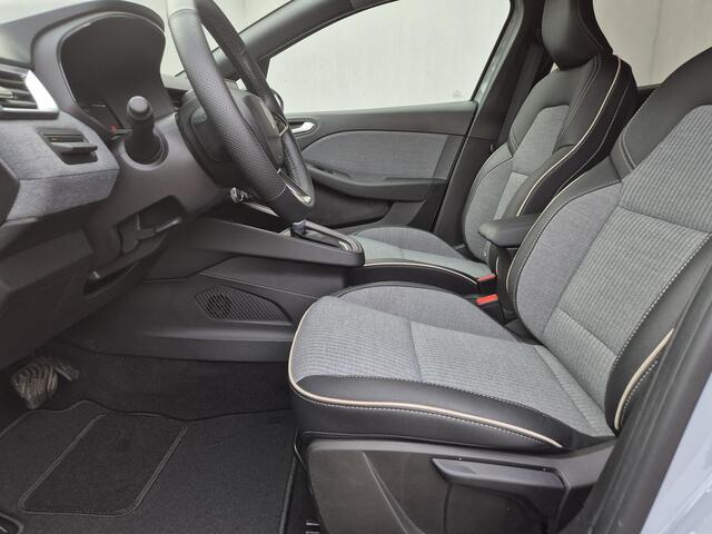 Renault CLIO 1.6 E-Tech Full Hybrid 145 techno Automaat / Fabrieksgarantie tot 04-2027 / All season banden / Pack winter / Rondomzicht camera / Stuur- & Stoel verwarming / Apple Carplay Android Auto / cruise control / draadloze telefoonlader /