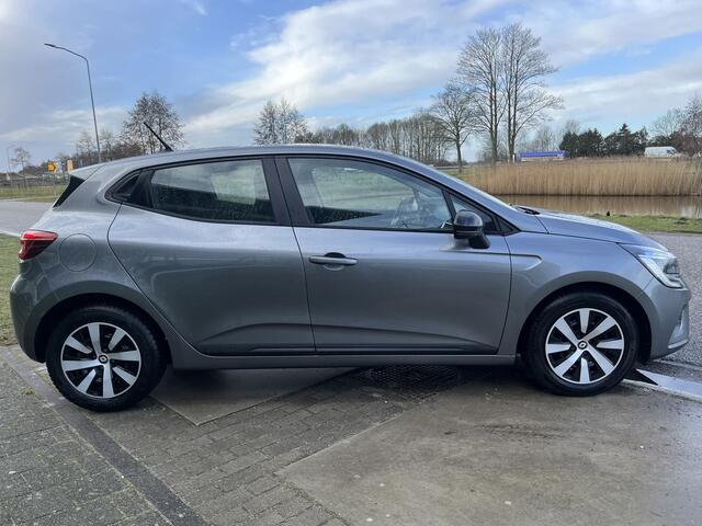 Renault CLIO 1.0 TCe 90 Equilibre / Apple Carplay - Android Auto / Airco / Cruise / Navi /