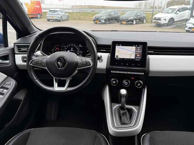 Renault CLIO 1.3 TCe Intens | Trekhaak | Navigatie | Achteruitrijcamera | Climate Control | Key-less | DAB | Lichtmetaal | Parkeersensoren |