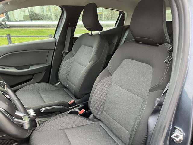 Renault CLIO 1.6 E-Tech Hybrid 140PK / Dealer onderhouden / Automaat / Apple Carplay - Android Auto / Cruise /