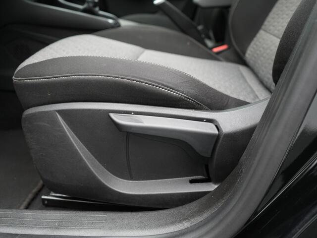 Renault CLIO TCe 90 Evolution - RIJKLAARPRIJS - Lichtmetalen velgen - DAB+ Radio - Navigatiesysteem