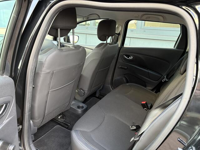 Renault CLIO Estate 0.9 TCe Zen Business Design CRUISE/DAB/PDC/16INCH/TREKHAAK