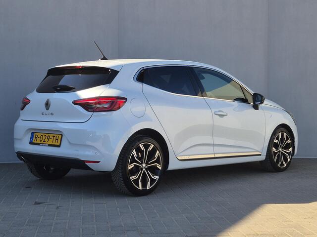 Renault CLIO 1.0 TCe 90 Techno Handgeschakeld / All season banden / draadloze telefoonlader / Achteruitrijcamera / Cruise control / Apple Carplay Android Auto / Keyless Entry/Start / Climate control / Parkeersensoren voor en achter /