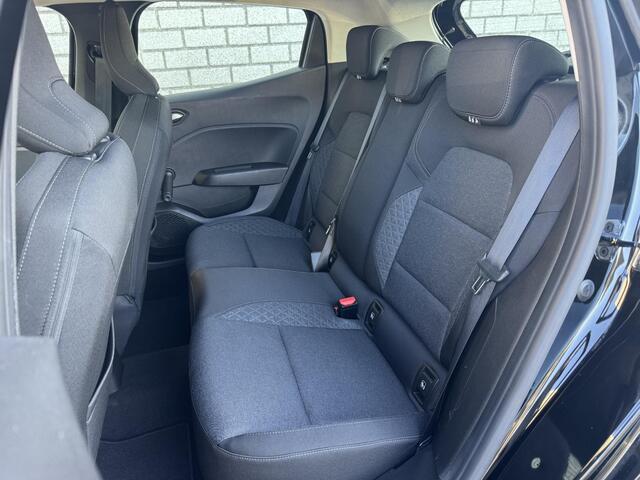 Renault CLIO 1.0 TCe Zen | Navigatie | Parkeersensoren | Apple CarPlay / Android Auto | DAB+ |