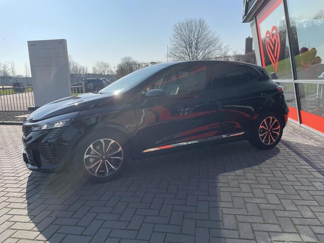 Renault CLIO 1.6 E-Tech Full Hybrid 145 techno