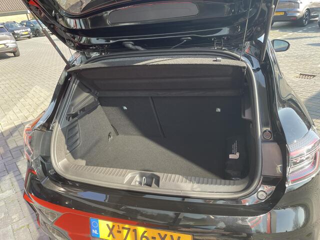 Renault CLIO 1.6 E-Tech Full Hybrid 145 techno