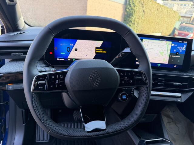 Renault CLIO 1.8 Hybrid 160 techno