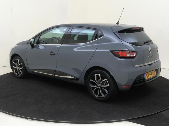 Renault CLIO 0.9 TCe Intens | Parkeer pakket | achteropkomend verkeer waarschuwing | airco automatisch | cruise control | LED koplampen | lichtmetalen velgen 16" | navigatiesysteem full map
