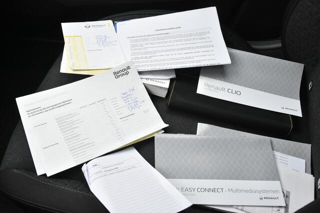 Renault CLIO 1.0 TCe Zen - 2020 | Origineel Nederlands | Goed onderhouden | Cruise control | Airco | Apple CarPlay | Trekhaak | Lichtmetalen velgen