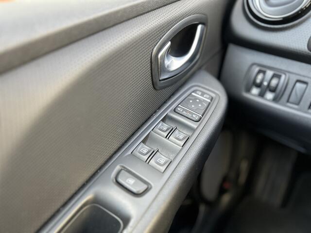 Renault CLIO Estate 0.9 TCe Intens | Cruise Control | Navigatie | Camera | Carplay | Nette auto |