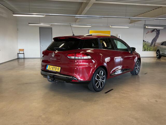 Renault CLIO Estate 0.9 TCe Intens TREKHAAK / NAVIGATIE / CLIMATE CONTROLE / CRUISE CONTROLE / PARKEERSENSOREN.
