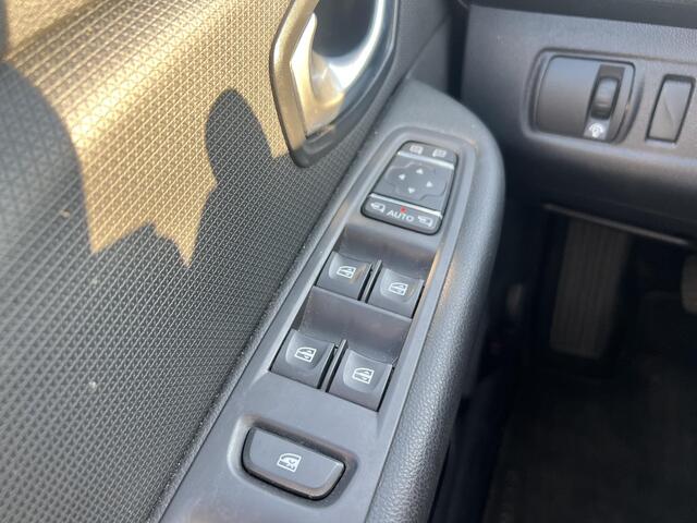 Renault CLIO 1.2 TCe Intens Navigatie/