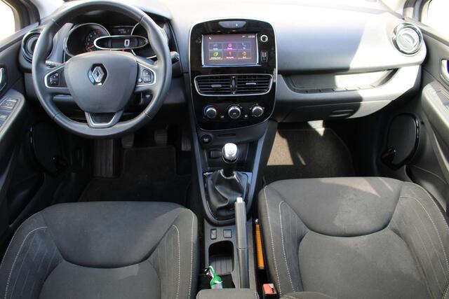 Renault CLIO Estate 0.9 TCe Limited | Parkeersensoren achter | Navi | Cruise Control
