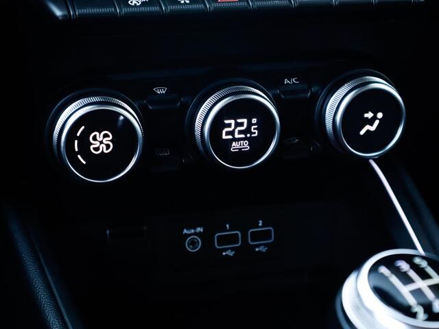 Renault CLIO 1.0 TCe Intens 2e-Eig. Keurig-Onderh. BOVAG-Garantie. NL-Auto