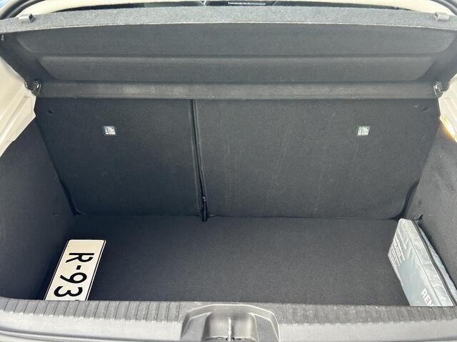 Renault CLIO 1.6 E-Tech Hybrid 140 Zen | Trekhaak | Navigatie | Cruise Control