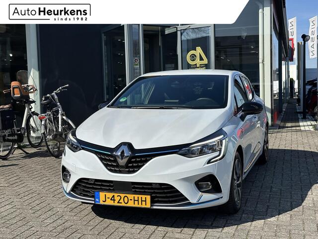 Renault CLIO E-Tech Hybrid 145 Serie Limitée E-Tech Edition l Origineel NL l 1e-Eigenaar l TREKHAAK l VIERSEIZOENENBANDEN